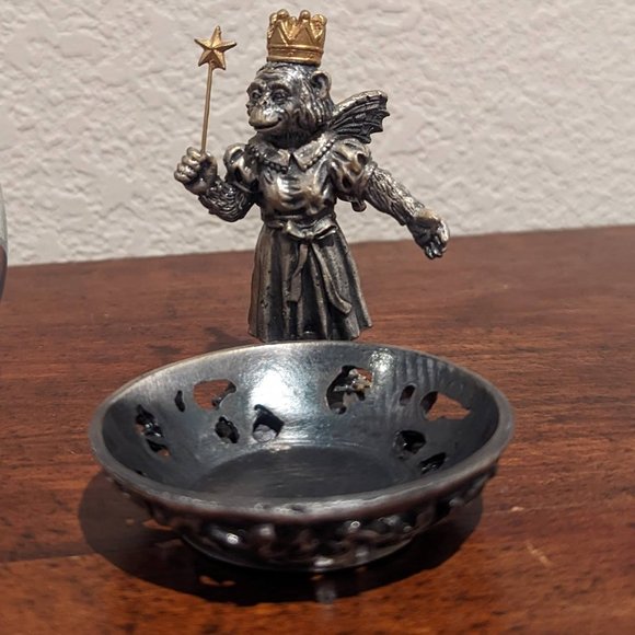 Pewter Fairy Monkey tealight holder - Picture 3 of 5